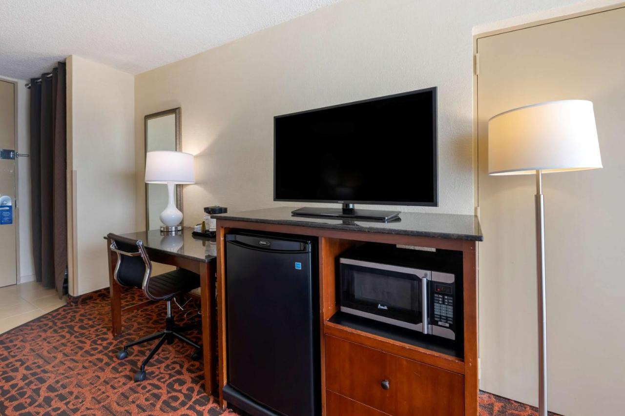 Best Western Plus Windsor Inn North Miami Extérieur photo