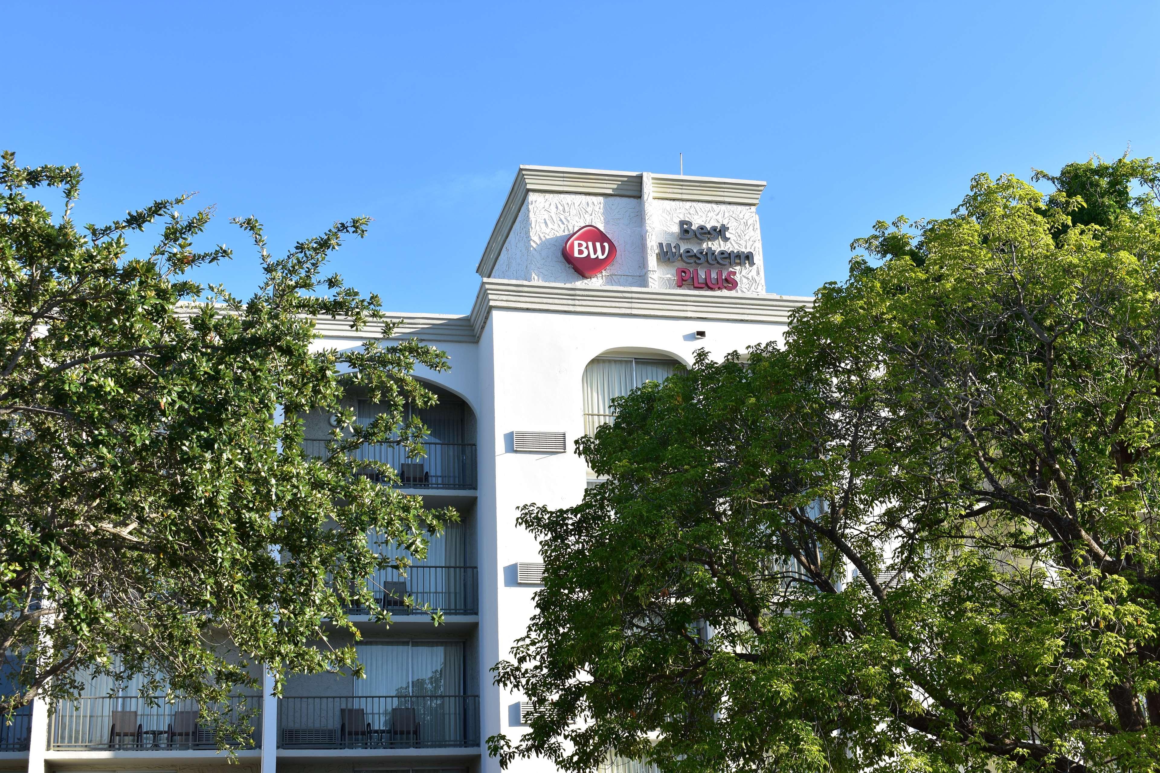Best Western Plus Windsor Inn North Miami Extérieur photo